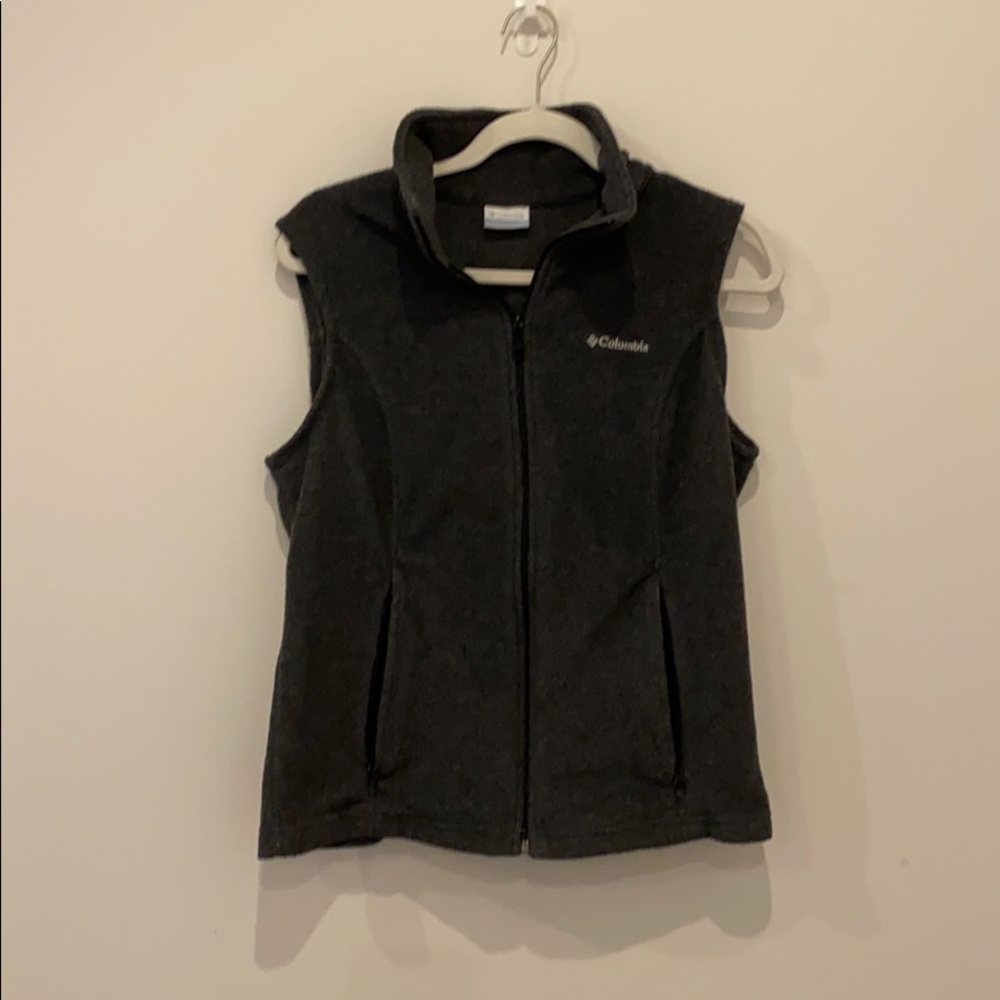 Columbia vest